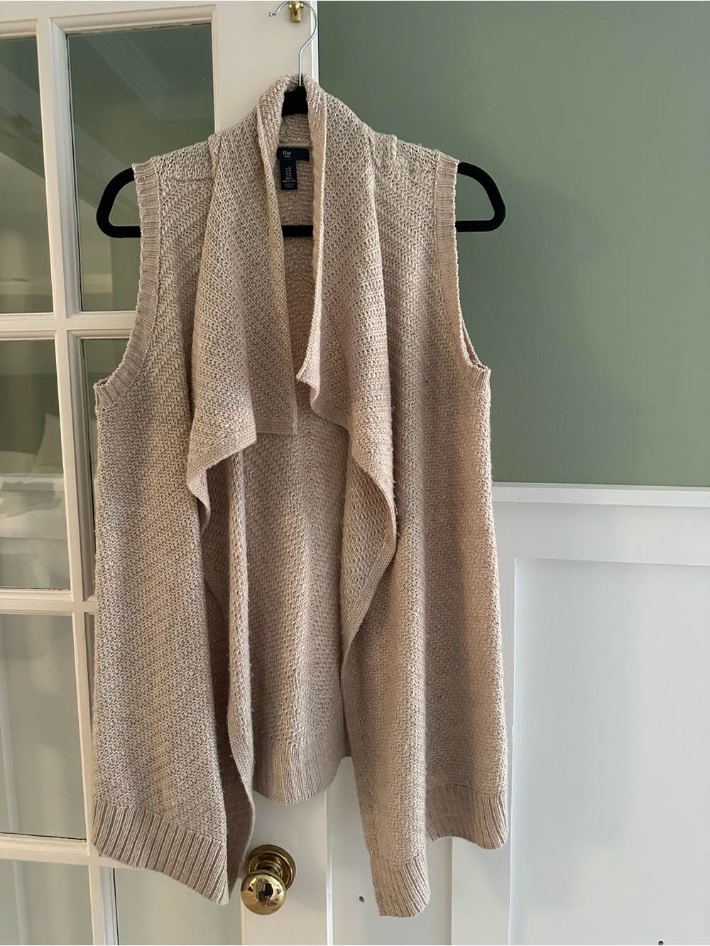 GAP Sleeveless Open-Front Knit Cardigan - Beige